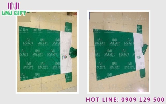 Sự tiến hóa của trang phục đi mưa qua các thời kỳ lịch sử và bước chuyển mình vào kỷ nguyên streetwear