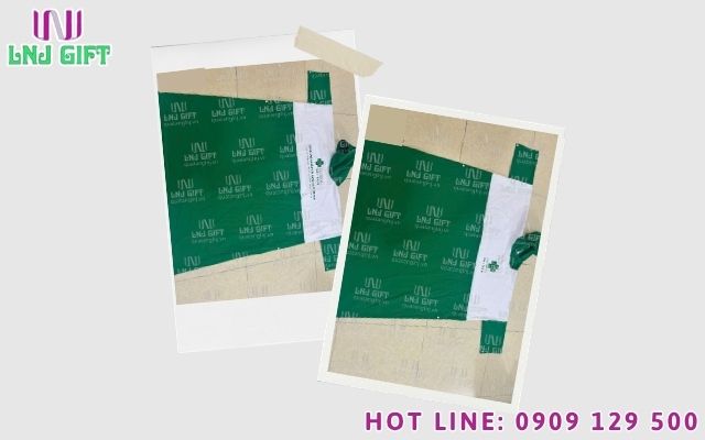 Sự tiện lợi khi gấp gọn mang theo trong các lễ hội âm nhạc của áo mưa siêu nhẹ chống thấm