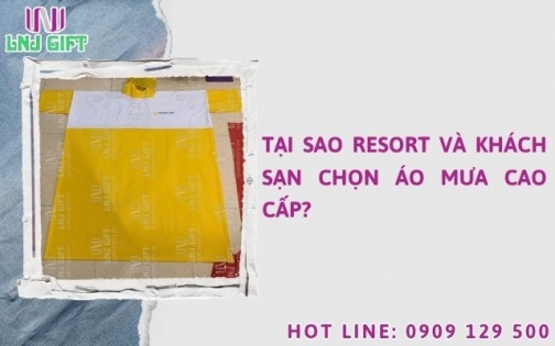 Tạo sự chuyên nghiệp cho tài xế công nghệ qua áo mưa